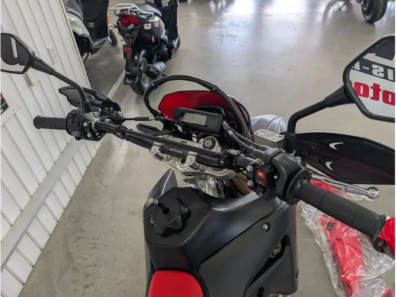 2024 Honda CRF450RLR thumbnail 10