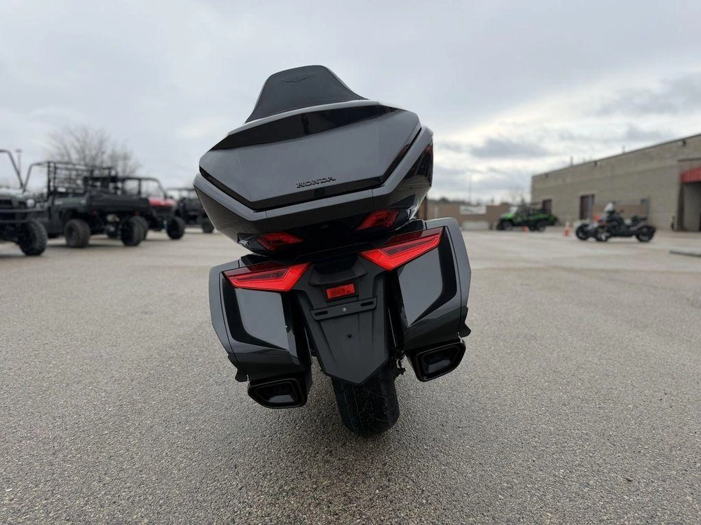 2026 Honda Gold Wing Tour alt