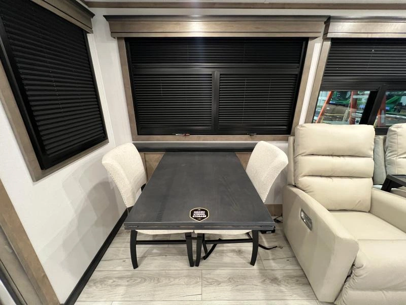 Keystone Rv Montana 3231ck 2025 alt