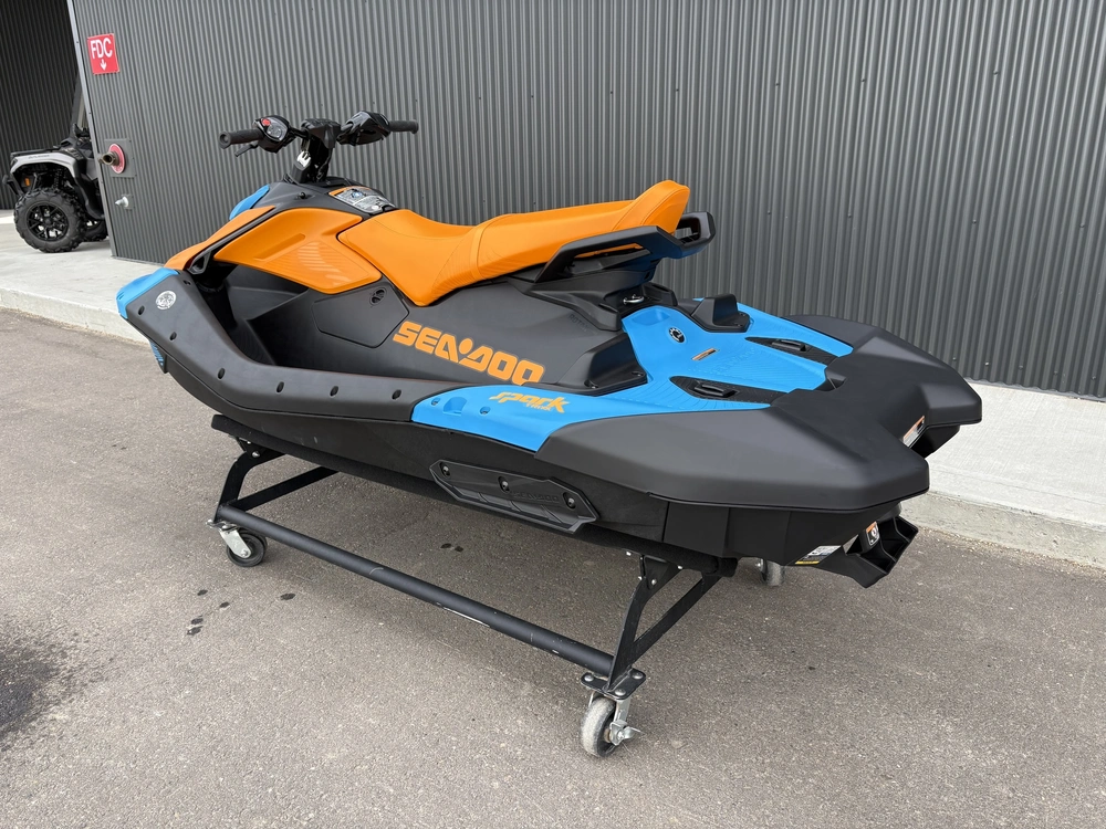 2026 Sea-doo Spark Trixx For 3 alt