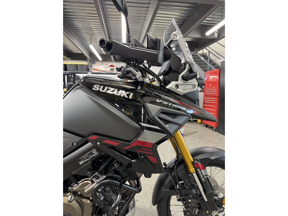 Suzuki V-strom 1050de 2026 alt