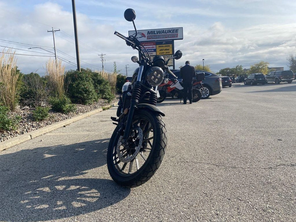 2025 Honda Scl500 alt