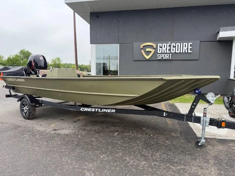 Crestliner 2070 Retriever Side 2026 alt