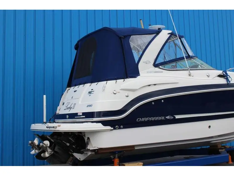 2016 Chaparral 290 Signature thumbnail 3