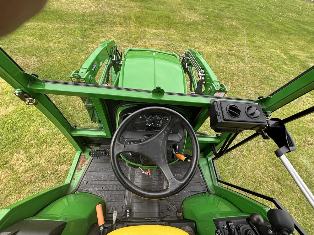 John Deere 2032r 2020 alt
