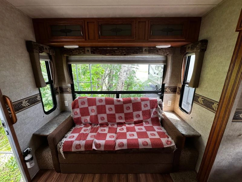 2014 Forest River Sabre 25rlds alt