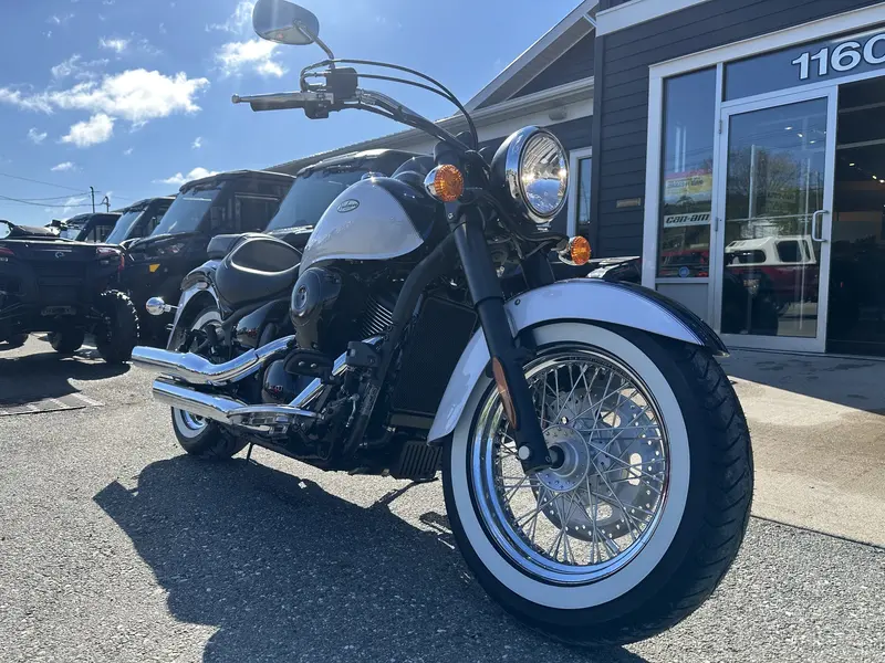 2026 Kawasaki Vulcan 900 Classic thumbnail 4