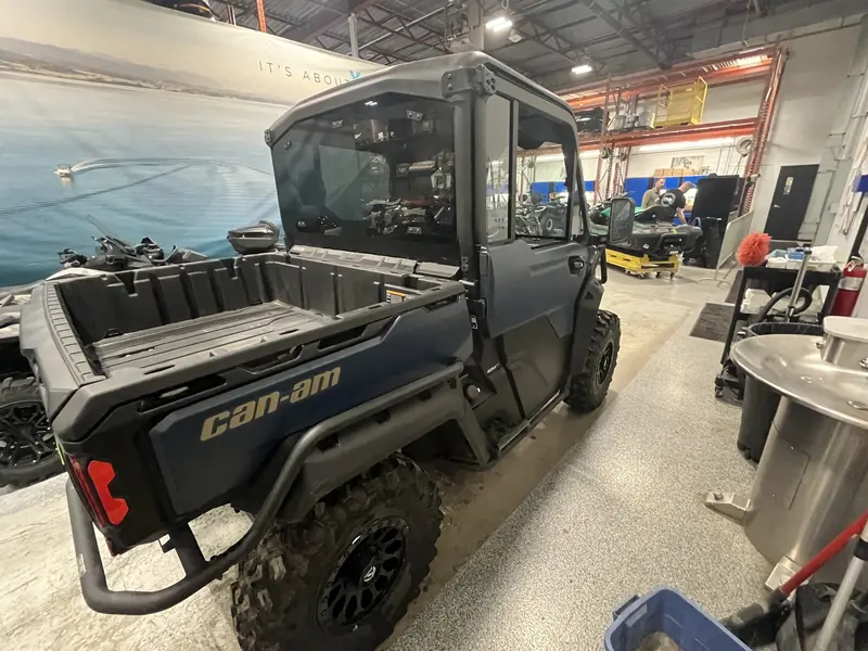 2025 Can-Am DEFENDER LIMITED HD10 8JSF thumbnail 7
