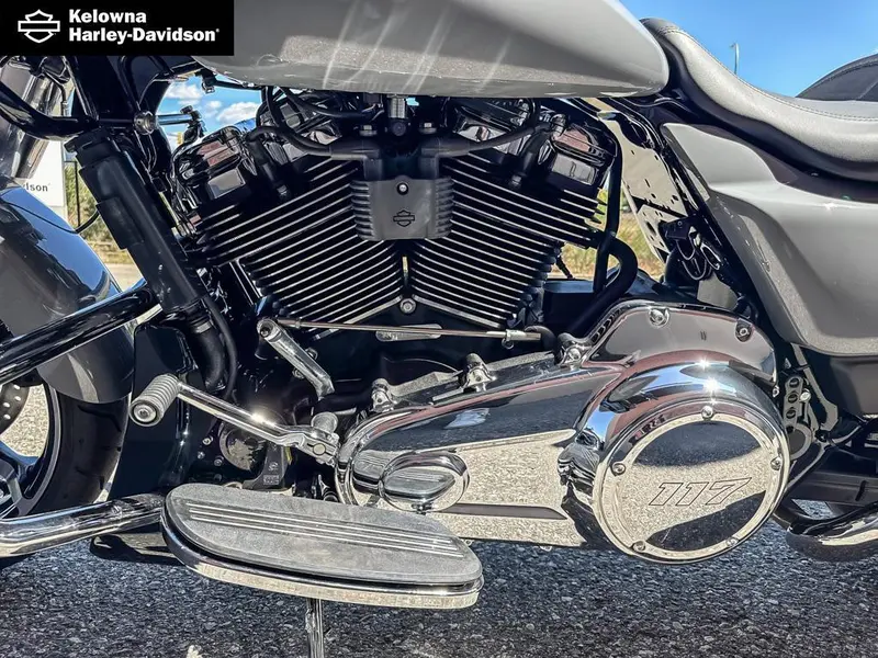 2026 Harley-Davidson FLTRX - Road Glide® thumbnail 24
