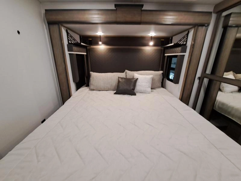Keystone Rv Montana 3531re 2024 alt
