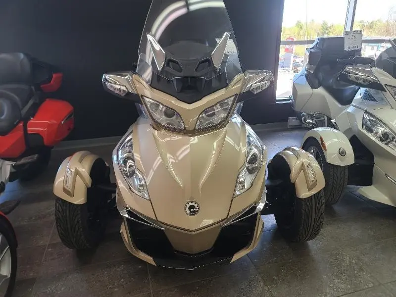 2017 Can-Am SPYDER RT LTD (SE6) CHAMPAGNE thumbnail 4