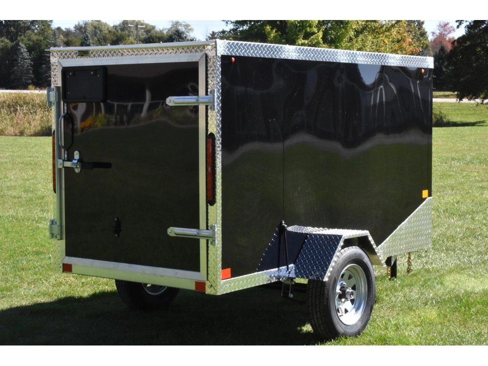 2026 Rhino Galvanized Enclosed 4' X 8' Sa alt