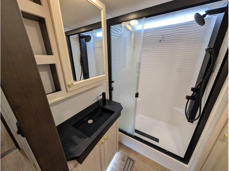Forest River Cedar Creek 40cdl 2026 alt