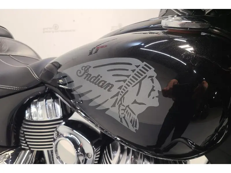 2018 Indian Motorcycle CHIEFTAIN LIMITED thumbnail 3