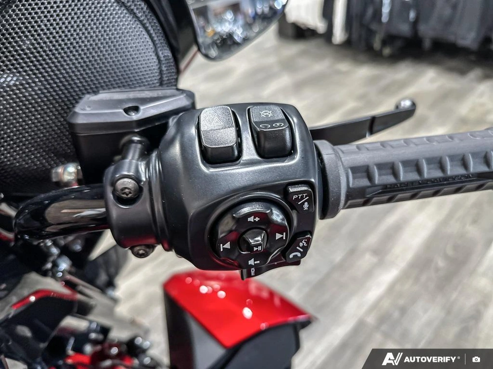 2026 Harley-davidson Street Glide Limited alt