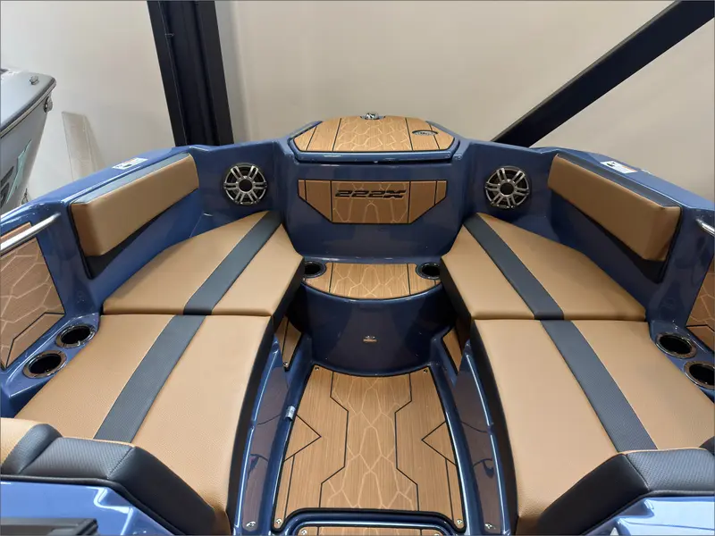 2026 Yamaha 222XD thumbnail 14