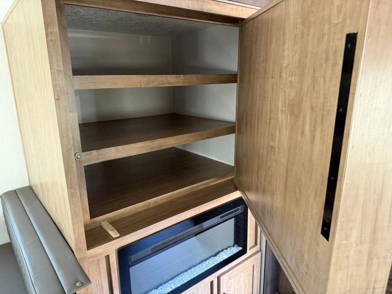 Coachmen Freedom Express 274rks 2025 alt