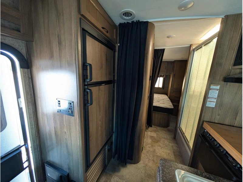 Coachmen Freelander 27qb 2018 alt