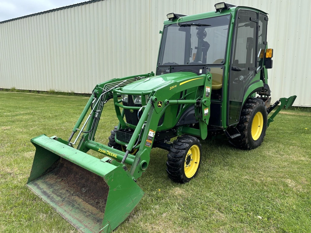 John Deere 2032r 2020 alt