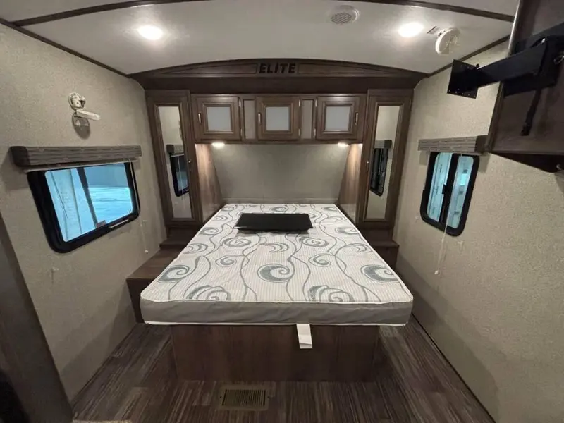 2018 Keystone RV Passport Elite 23RB thumbnail 17