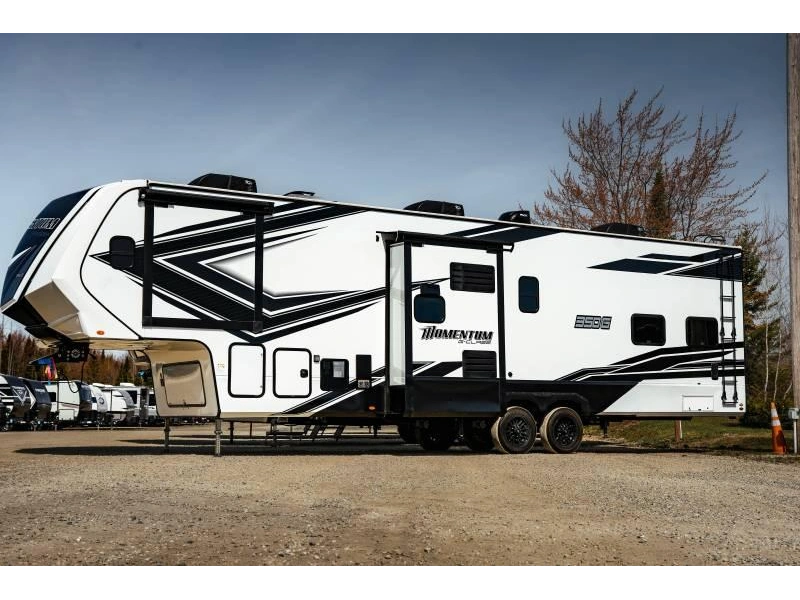 Grand Design Momentum 350g 2022 alt
