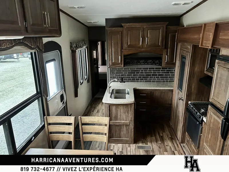 2015 Keystone RV Cougar 337 FLS thumbnail 7