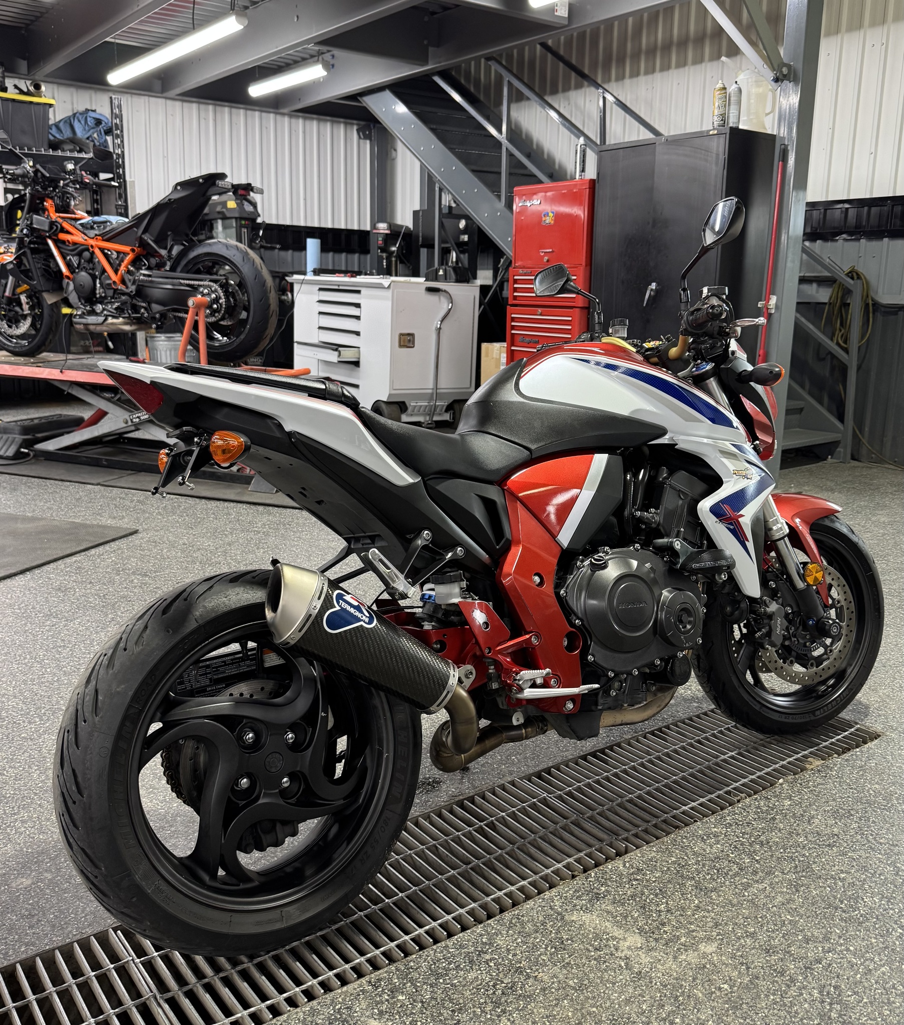 2014 Honda CB1000R thumbnail 2