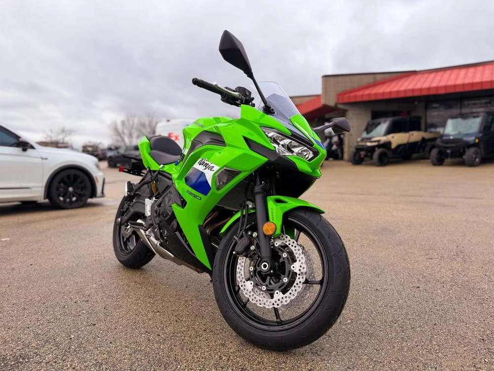 2026 Kawasaki Ninja® 650 Abs alt