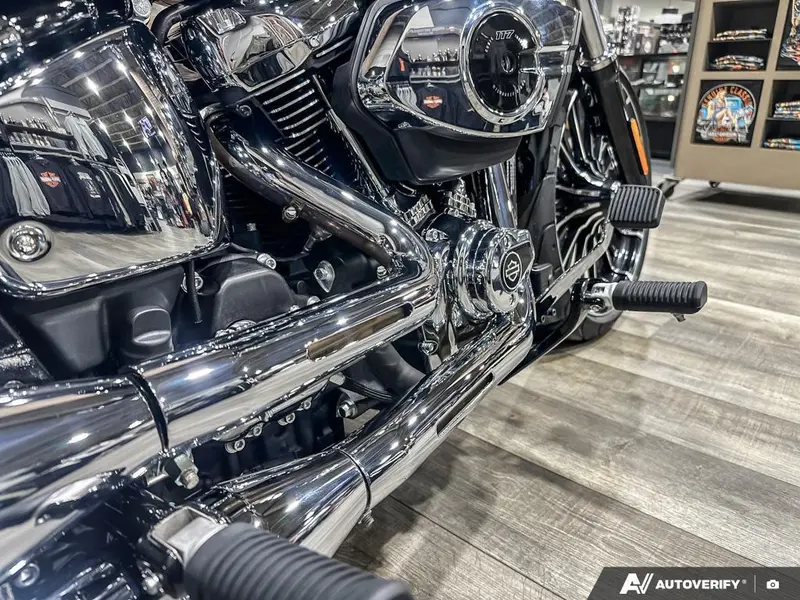 2026 Harley-Davidson BREAKOUT