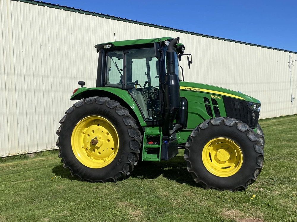 2025 John Deere 6120m alt