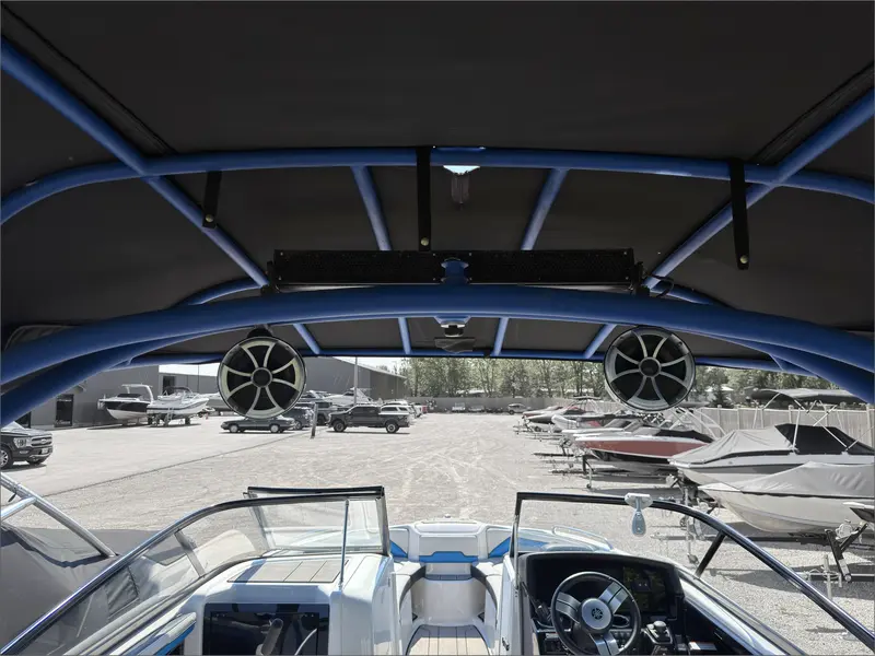 2019 Yamaha 242X thumbnail 21