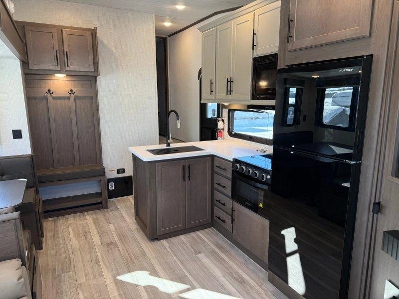 Keystone Rv Cougar 2400re 2026 alt