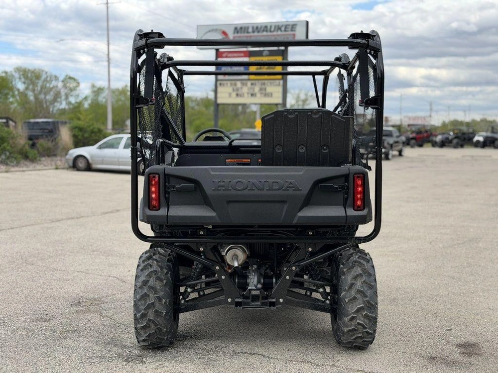 2026 Honda Pioneer 700 alt