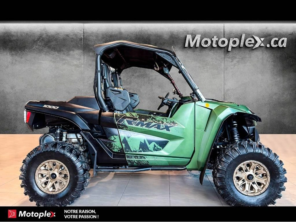 2021 Yamaha Rmax Rspec alt