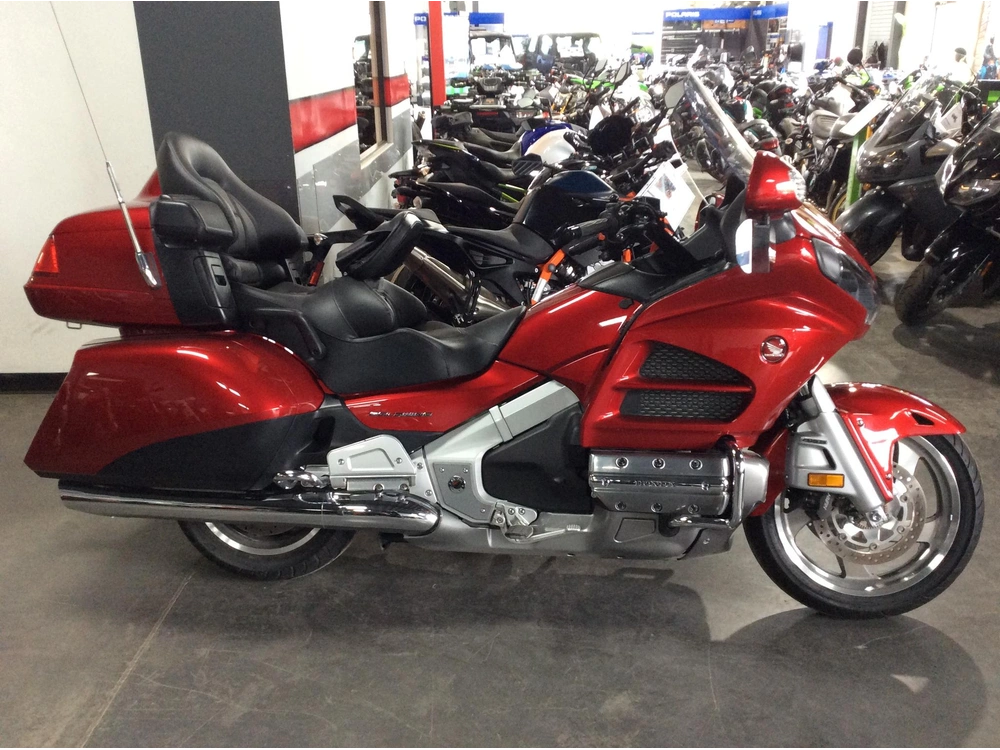 2017 Honda Goldwing 1800 alt