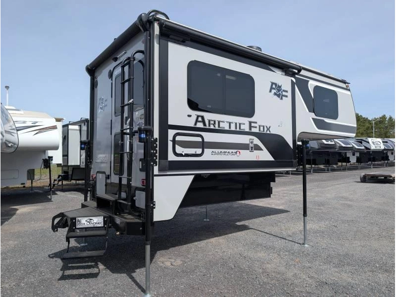 Northwood Arctic Fox 811 2026 alt