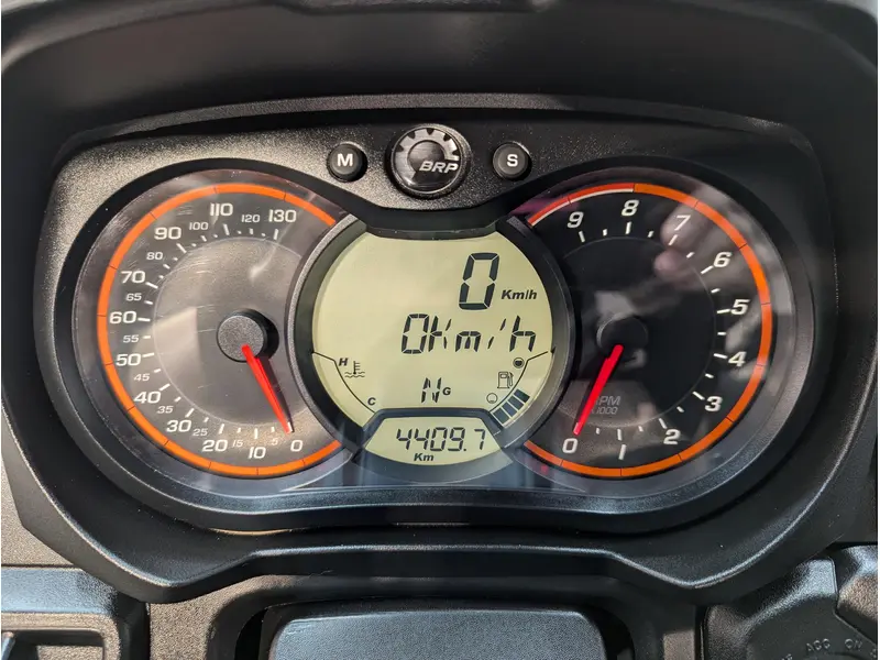2019 Can-Am Defender XT HD10 | 4400km, Audio + Pneus neufs thumbnail 17