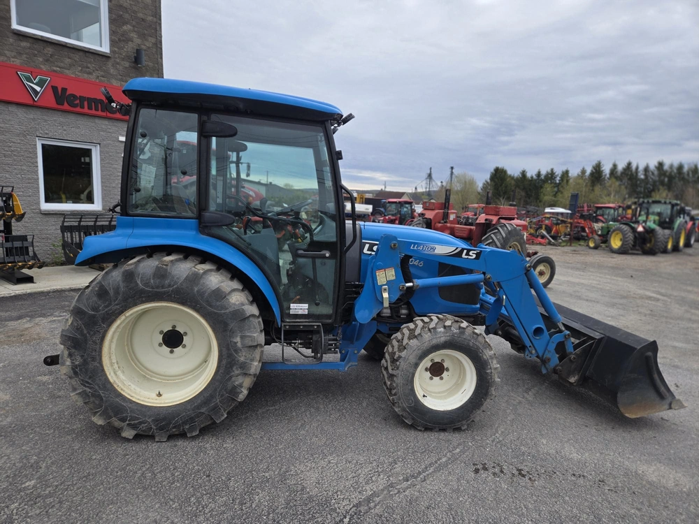 Ls Tractor Xr4046 2014 alt