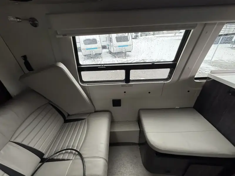 2022 Winnebago ERA 70B thumbnail 10