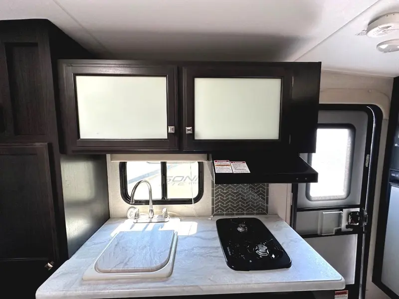 2019 Venture RV Sonic Lite 168VRB thumbnail 12