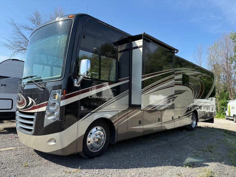 Thor Motor Coach Challenger 37kt 2015 alt