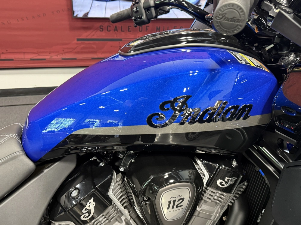 2026 Indian Motorcycle Pursuit Dark Horse 112 alt