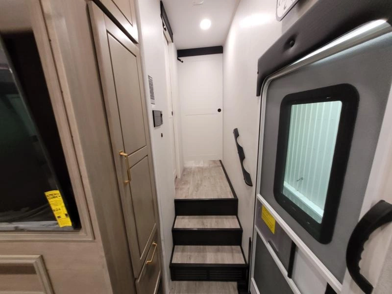 2026 Jayco Eagle 365ukts alt