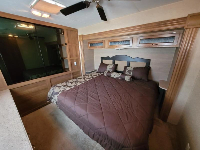 Coachmen Catalina 39fl 2015 alt