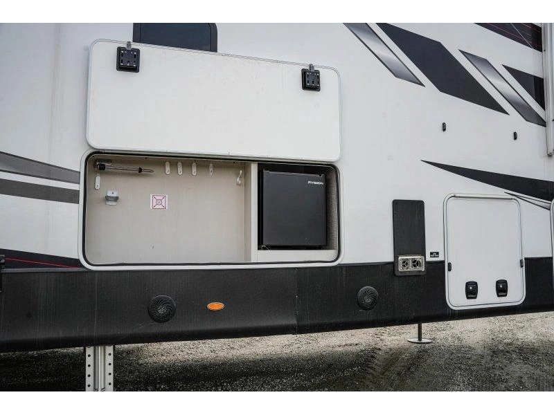 Jayco Seismic 359 2023 alt
