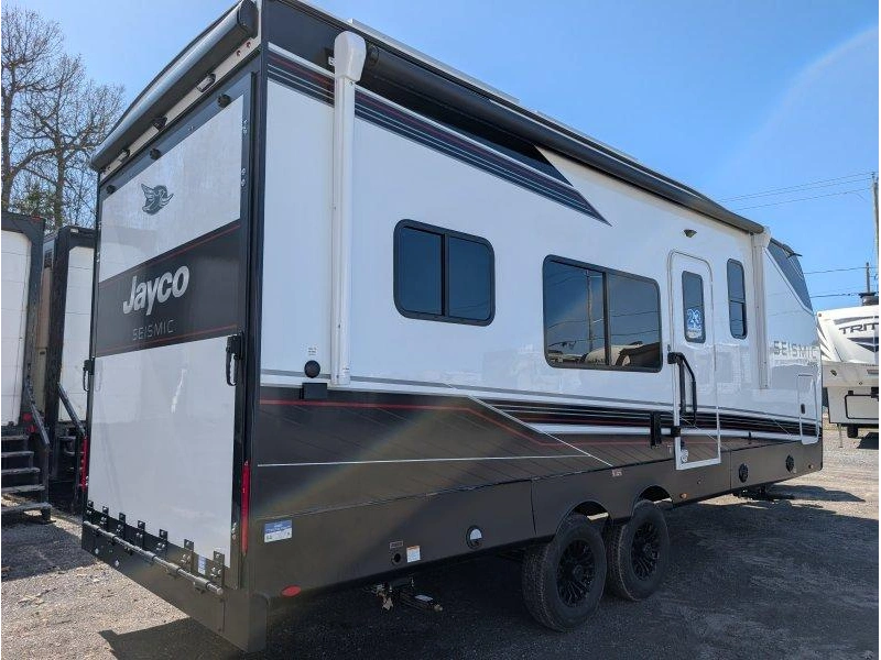 Jayco Seismic 214 2027 alt