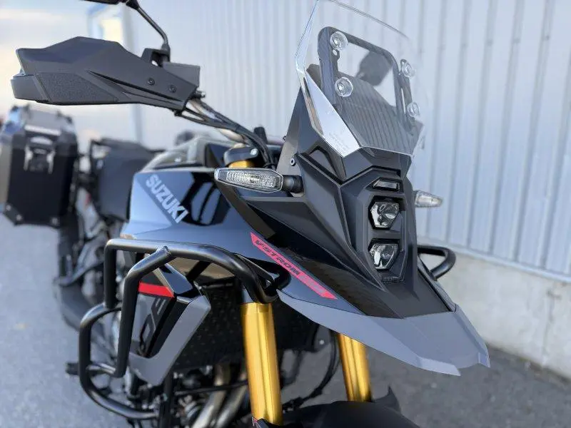 2026 Suzuki V-Strom 800DE thumbnail 3