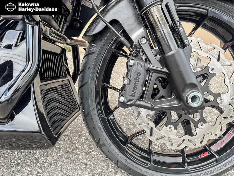 2026 Harley-Davidson FLTRXSTSE - CVO™ Road Glide® ST thumbnail 19