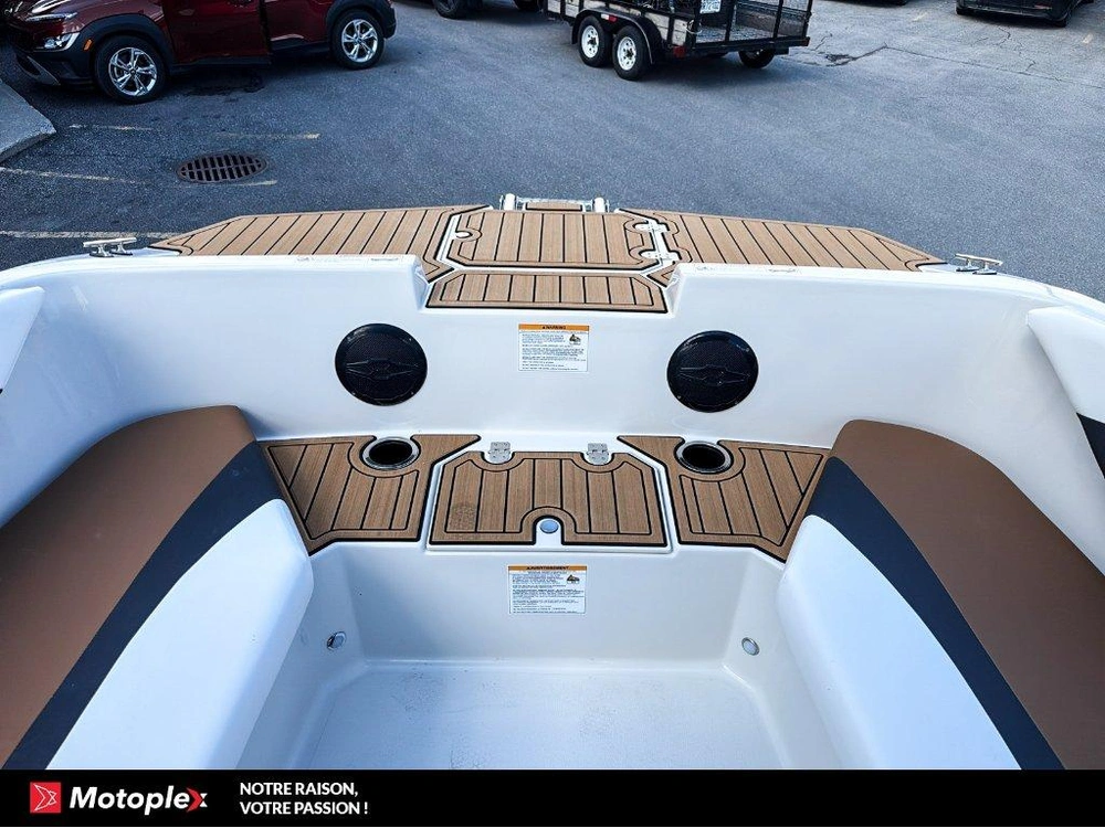 2025 Starcraft Svx 171 Ob 90hp Deck Boat Bateau Ponté alt