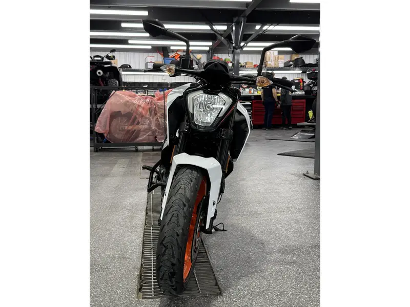 2020 KTM DUKE 200
